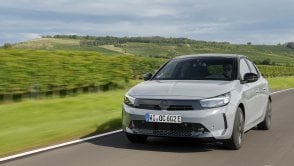 Opel Corsa Electric 2024: większy zasięg, mocniejszy silnik, jeszcze lepsze reflektory LED. Jazda próbna