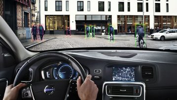 Volvo zaprezentowało system wykrywający rowerzystów na drodze. Kiedy komputer realnie zastąpi człowieka?