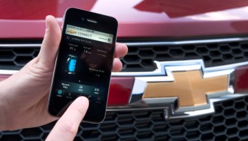 General Motors wprowadzi obsługę samochodu poprzez telefon jako standard