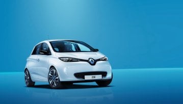 Renault sprzedaje elektryczny samochód ZOE bez... akumulatorów. Bez żartów!