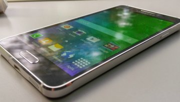 Sprawdziliśmy pierwszego metalowego Samsunga. Galaxy Alpha godnym rywalem iPhone’ów?