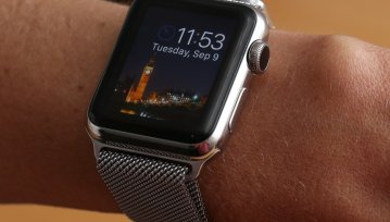 iPhona trzymaliśmy źle, teraz źle nosimy ich zegarki. Apple, serio?
