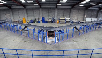 Facebook prezentuje swojego drona - wielka rozpiętość skrzydeł przy wadze kilkuset kilogramów