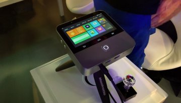 LTE, Snapdragon 800, 5-calowy ekran i Android – na IFA znalazłem projektor moich marzeń