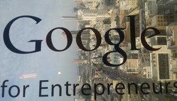 Mocne uderzenie Google: miliardy na inwestycje, miliardy dla akcjonariuszy
