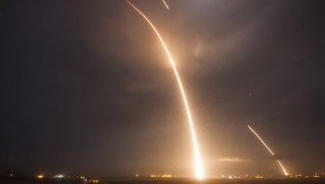 Sukces SpaceX: rakieta Falcon 9 wylądowała po wykonaniu misji