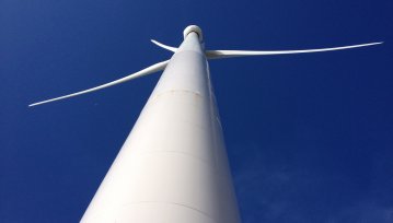 Polska będzie pozyskiwać więcej energii z wiatru. Farmy powstaną... na Bałtyku