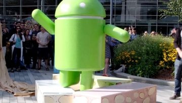 Android 2.2 Froyo wreszcie zniknął ze statystyk Google'a [prasówka]