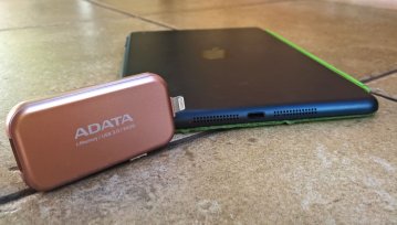 Szybki pendrive USB 3.0 współpracujący z iPhonem i iPadem - test ADATA iMemory