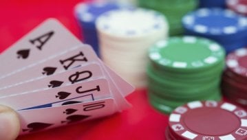 Zmiany w ustawie hazardowej - Turnieje pokerowe poza kasynami i w internecie będą jednak dozwolone!