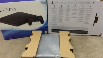 Tak będzie wyglądać PlayStation 4 Slim?