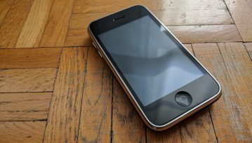 10 lat z iPhone - co mnie denerwuje, a co nie pozwala porzucić smartfon Apple od dekady
