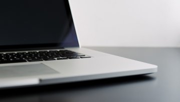 Jeden laptop, dwa ekrany - tak Google widzi przyszłość komputerów