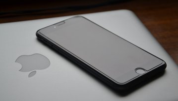 Następny iPhone z wyginanym ekranem? Apple w końcu pokazuje innowacyjność!