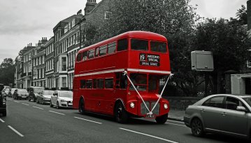 Słynne londyńskie autobusy będą napędzane przez... fusy z kawy