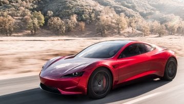 Tesla Roadster do setki rozpędzi się w 1,9 s! Auto nie będzie drogie