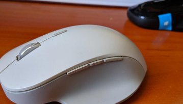 Takiej uniwersalnej myszy szukałem - recenzja Microsoft Surface Precision Mouse