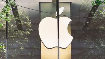 Tim Cook zapowiada nowe usługi od Apple w 2019 roku, a przy okazji ogranicza produkcję nowych iPhone'ów