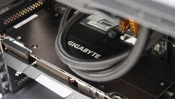 Test GeForce RTX 2080Ti. Z Core i9-9900K, czy może wystarczy Core i3-8100?