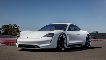 Porsche podwaja produkcję Taycana, szykuje się hit na miarę Tesli