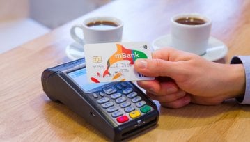 Mastercard zwiększa limit płatności zbliżeniowych już w sobotę. Przyspieszyli przez koronawirusa