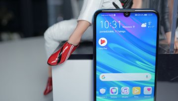 Recenzja Huawei P Smart 2019. 900 złotych za dobry smartfon to uczciwa cena - tylko dlaczego tak się rysuje?