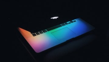 Logo Apple znów zabłyśnie na Macbookach? Fani "szpanerstwa" będą zachwyceni