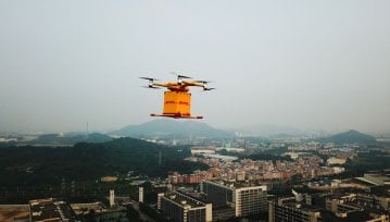 DHL Express wypuszcza pierwszego drona w regularną trasę dostaw swoich paczek