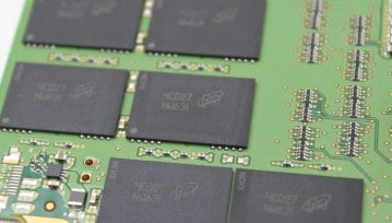 Sprzedaż pamięci NAND spadła o 23,8%, w ślad za tym również ceny