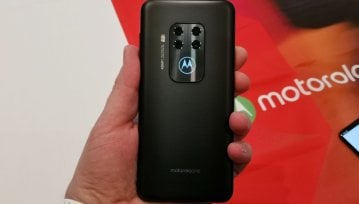 Oto Motorola One Zoom - pierwszy smartfon za mniej niż 2 tys. złotych z TAKIM aparatem