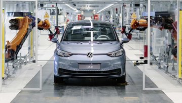 Volkswagen ID.3 – start produkcji w fabryce w Zwickau z udziałem m.in. Angeli Merkel
