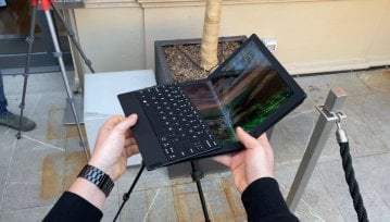 Laptop ze SKŁADANYM EKRANEM. Lenovo ThinkPad X1 Fold