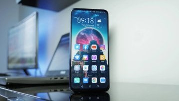 GfK: Udział w rynku smartfonów z ekranem większym niż 6 cali wzrósł z 24% w 2018 roku do 70% w 2019