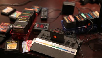 Nie dawaliście rady grom z Atari 2600 w dzieciństwie, nie dacie teraz – a ona przechodzi je wszystkie bez problemu