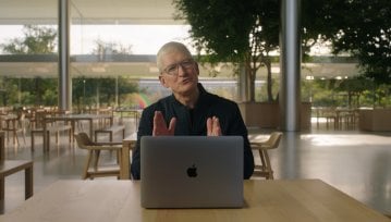Tim Cook mówi wprost w co zamieni się App Store bez kontroli Apple