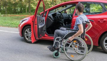 Niepełnosprawność i samochód. Jak samochód stał się dla mnie niemal tak ważny jak wózek