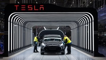 Tesla obniża cenę modeli S i X, ale jest pewien haczyk