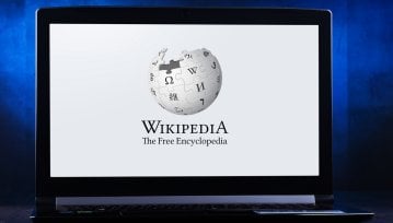 W Rosji masowo ściągają Wikipedię, w razie gdyby Putin ją zablokował