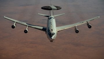 Koniec legendarnego latającego talerza, nowy AWACS od Boeinga nadlatuje