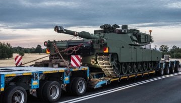 Abramsy wjeżdżają do Polski. F-16 i F-15 wlecą na Ukrainę?