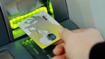 Polski rząd chce zrzucić ciężar udowodnienia autoryzowania transakcji z banków na klientów