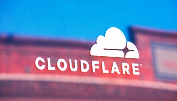 Cloudflare bezpieczną przystanią dla dezinformacji. Internauci domagają się zerwania współpracy z Kiwi Farms
