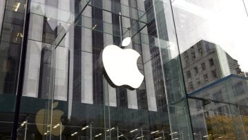 Były pracownik Apple okradł firmę na 17 mln dolarów. Teraz grozi mu 25 lat więzienia