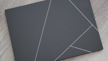 ASUS Zenbook S 13 OLED, lekki jak piórko, ale nieco hałaśliwy - recenzja