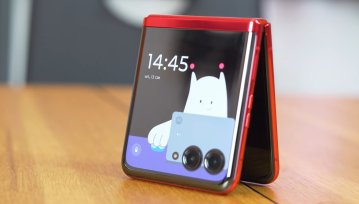 Samsung czy Motorola. Król smartfonowych puderniczek jest jeden