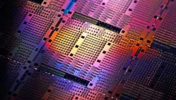 Jak produkuje się procesory komputerowe? Co Intel będzie robił w Polsce?