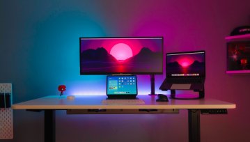 Organizacja stanowiska komputerowego - jak zorganizować idealne biurko?
