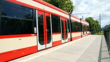 W którym mieście w Polsce najszybciej jeżdżą tramwaje?