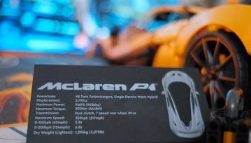 LEGO McLaren P1 – recenzja. Prawdziwa gratka dla fanów szybkich samochodów