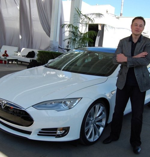 Tesla wybuduje stacje Superchargers w Polsce